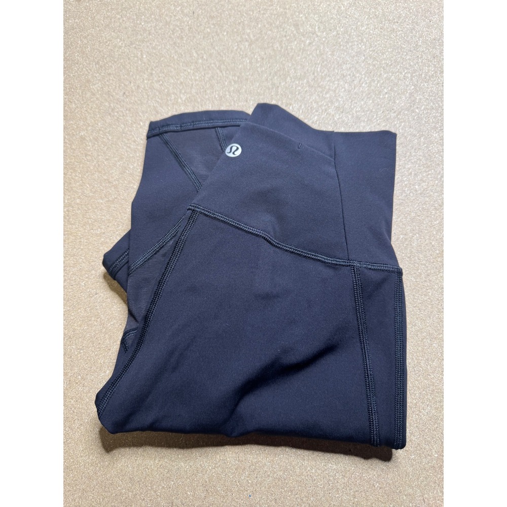 Lululemon time to sweat Black Mesh Panels High Rise Athletic Yoga‎ Pants Size 4
